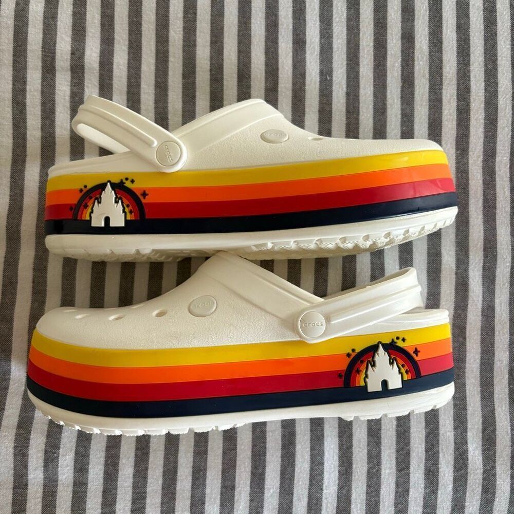 Disney Platform Retro Crocs Size M7/W9